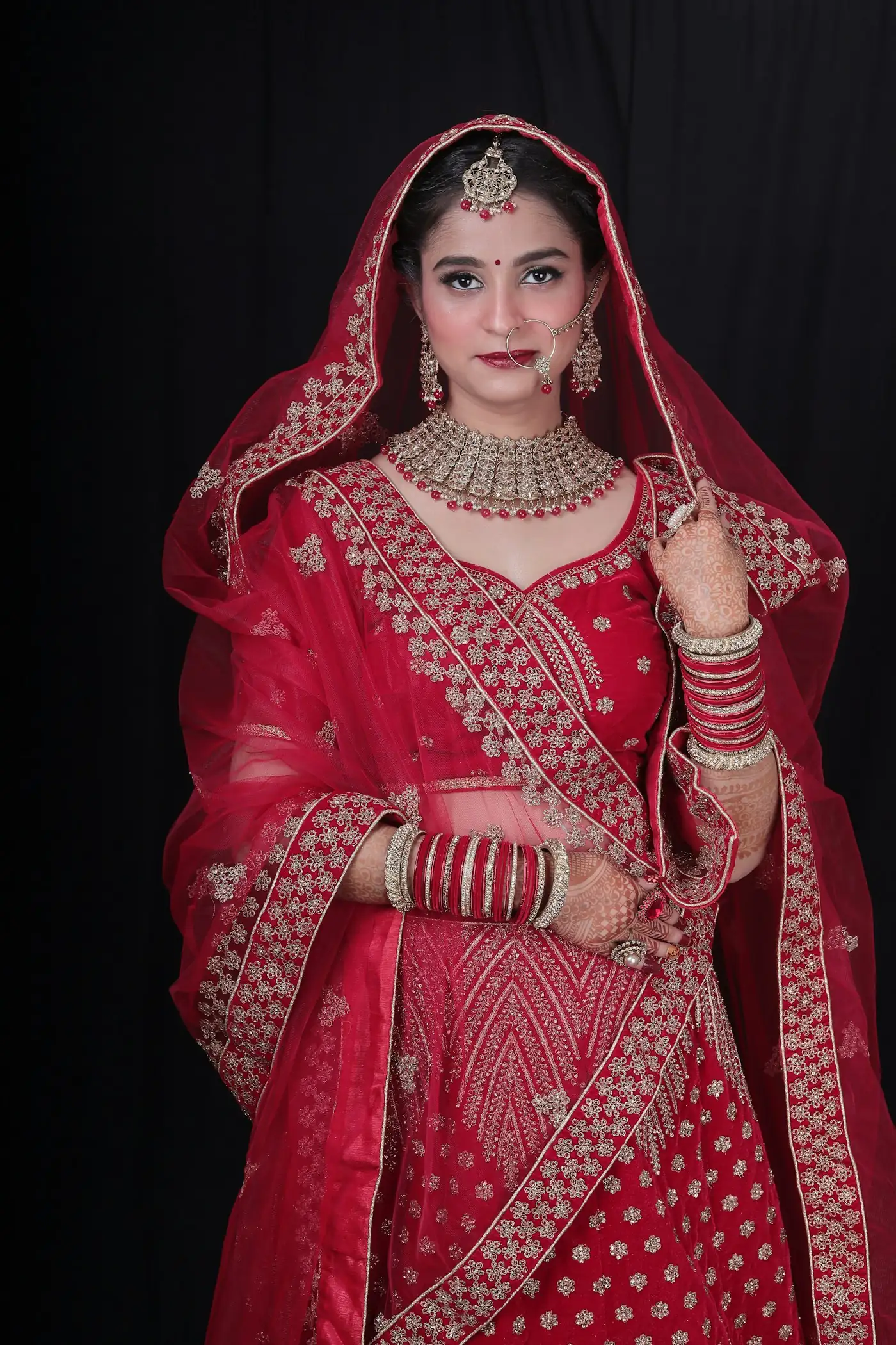 Timeless bridal
