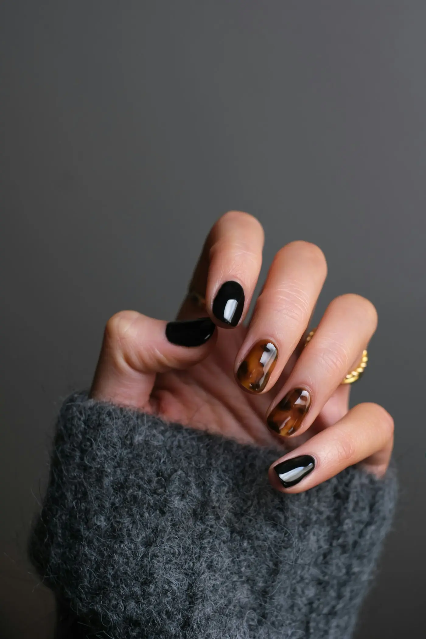 Moody nail art